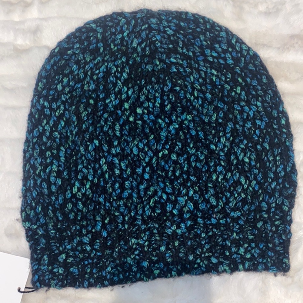 Vince wool winter hat- NWT